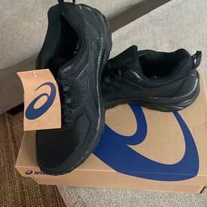 New GEL-VENTURE 9 Black